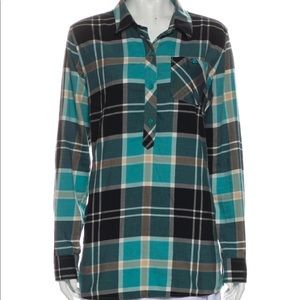 Patagonia. Plaid Print Long Sleeve Button-Up Top. Size: L
